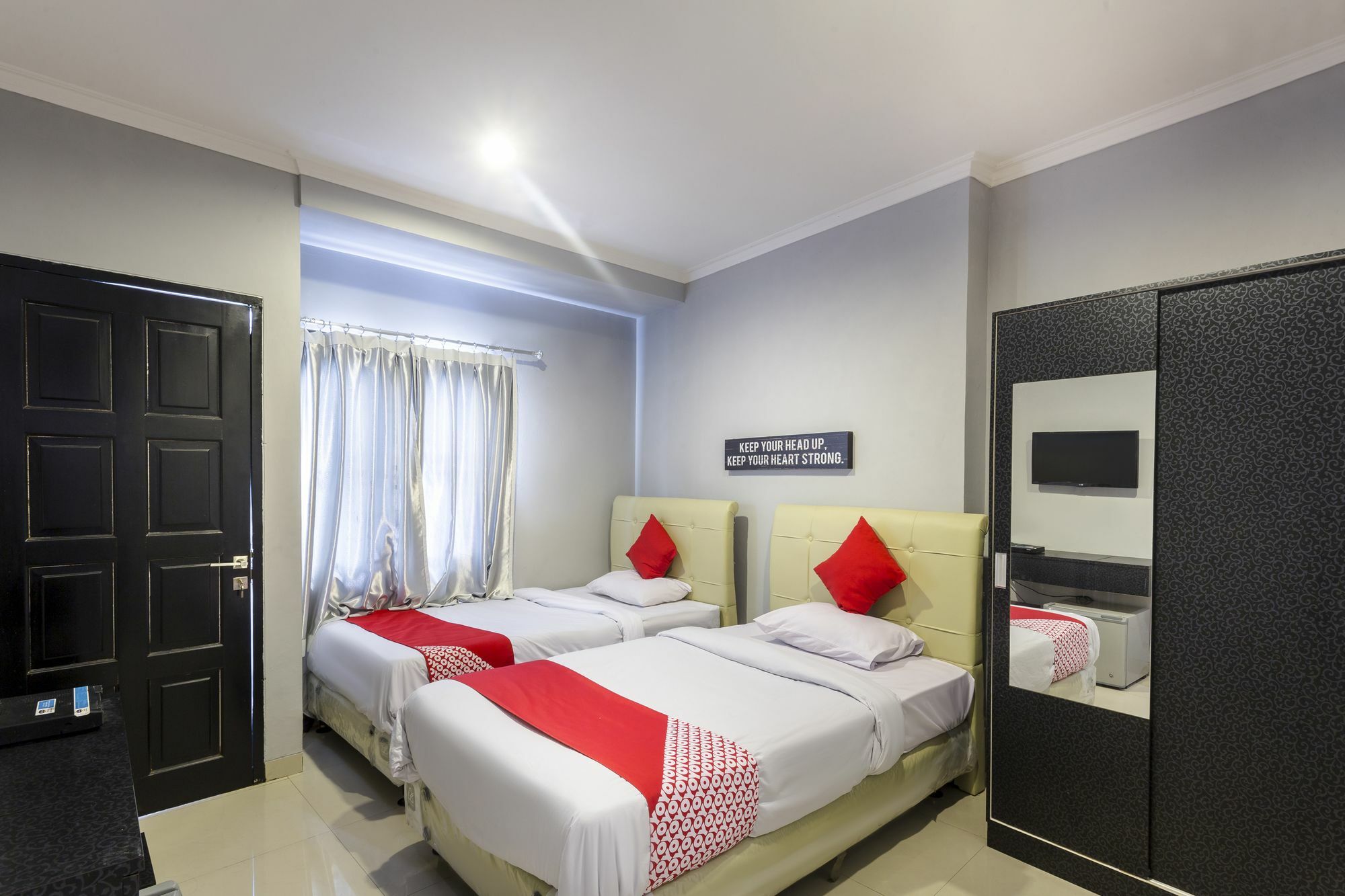Oyo 105 La Maison D Ilona Jakarta Ngoại thất bức ảnh